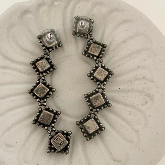 New DANNIJO hydra earrings - Picture 4 of 5